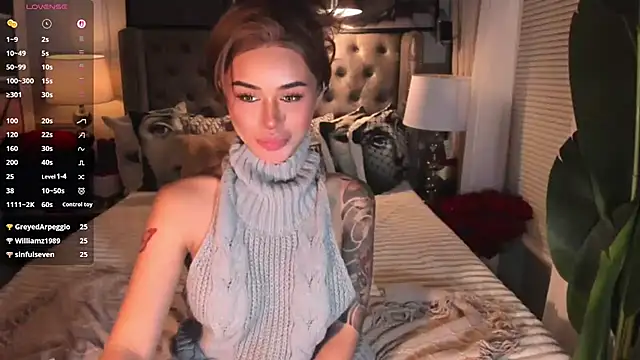 ParisianDoll webcam