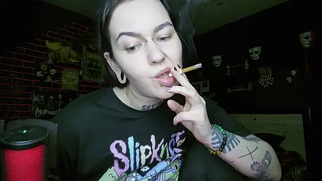 MessalinaOfficial webcam