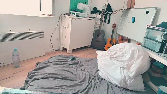 CeriseLapine webcam
