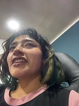 baby_akuma_ live cam on StripChat