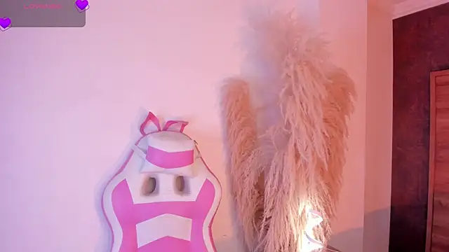 CristineRainn_ live cam on StripChat