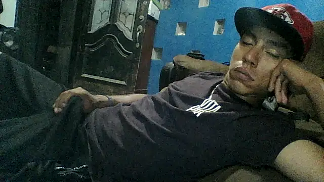 AlexAlejandro13 webcam