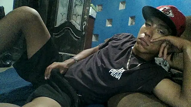 AlexAlejandro13 live sex cam
