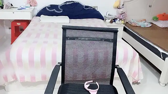 miaomiao-99 webcam