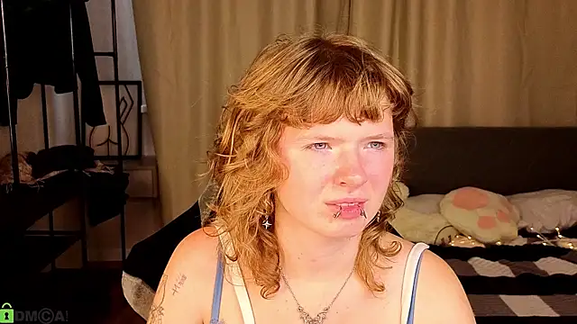 VioletDesiree webcam