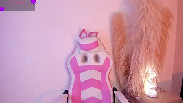 CristineRainn_ webcam