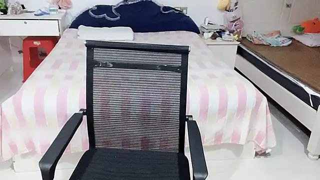miaomiao-99 live cam on StripChat