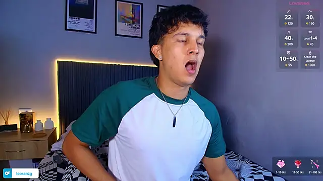 Leo_Savage_ webcam