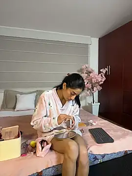 Lucyjoi webcam