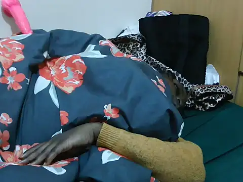 Sweetqueencum webcam