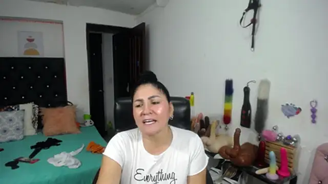 mature_bigboobs10 webcam