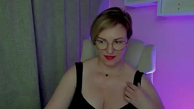 feliziaDesire webcam