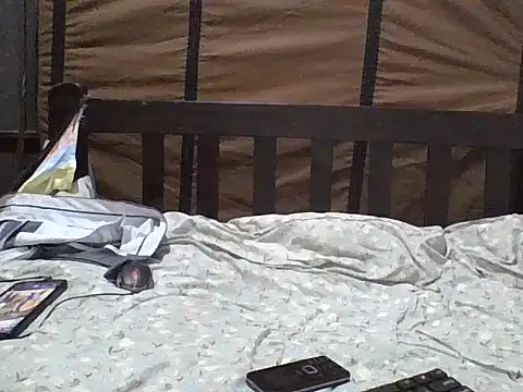 clive_damian webcam