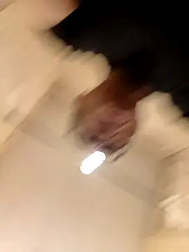 bobby69cock webcam