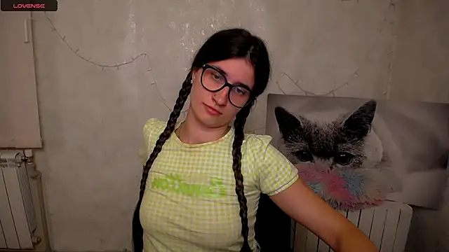 MaryEm976 webcam