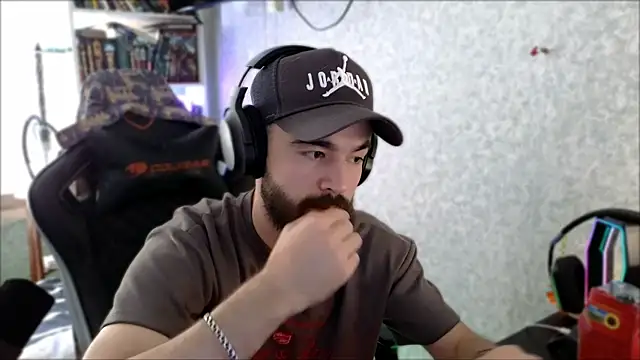 _Serious_Man webcam