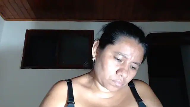 adrixxx38 webcam
