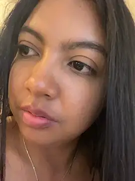 nicole_fisherr live cam on StripChat