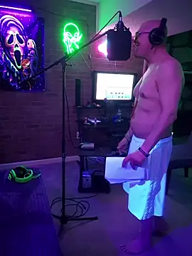chronic_vibez live cam on StripChat