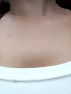 Linda-yiyi webcam