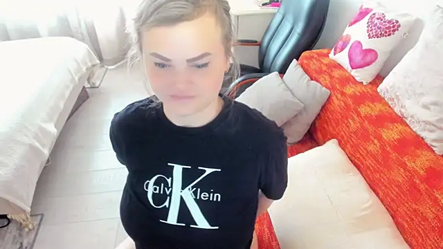 MildMature webcam
