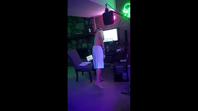 chronic_vibez - Chronic_vibez's free webcam - UK Sex Cams