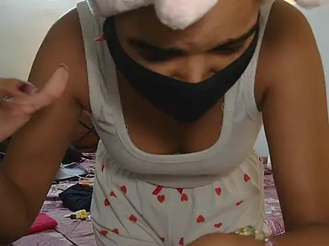 Sugar_mommy98 live cam on StripChat