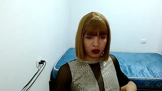 estefania224 webcam