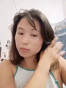 Linda-yiyi webcam
