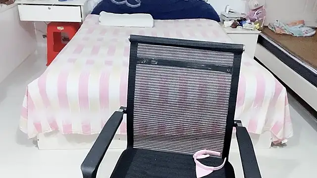 miaomiao-99 webcam