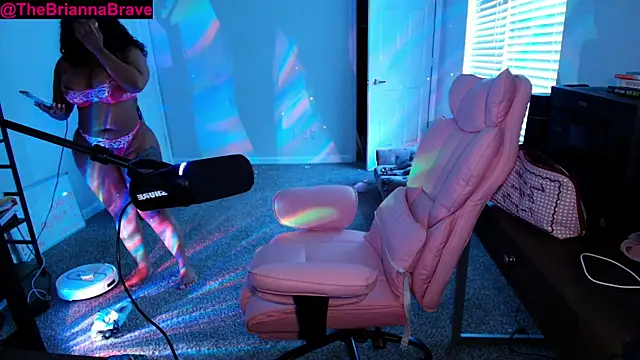 BriannaBrave webcam