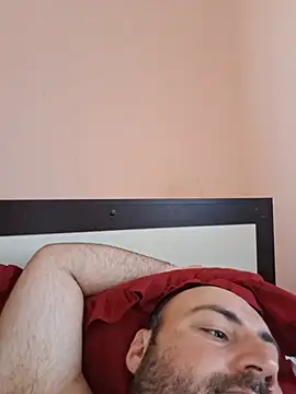 StrictBobby webcam