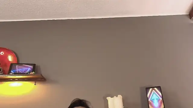 Taliapeach webcam