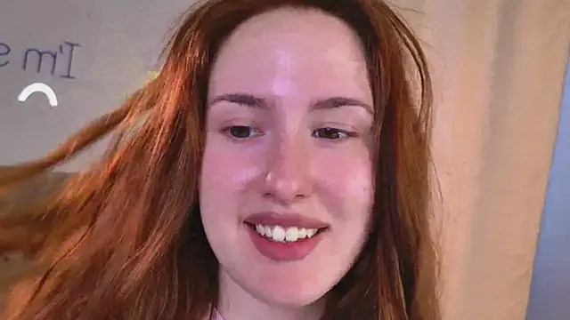 ChloeAster webcam