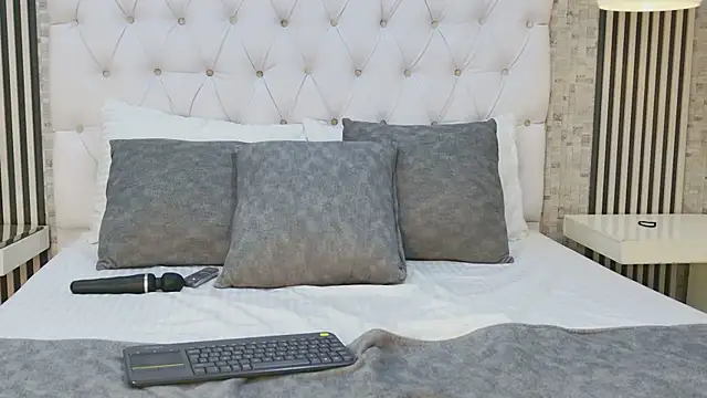 VickyWalles webcam