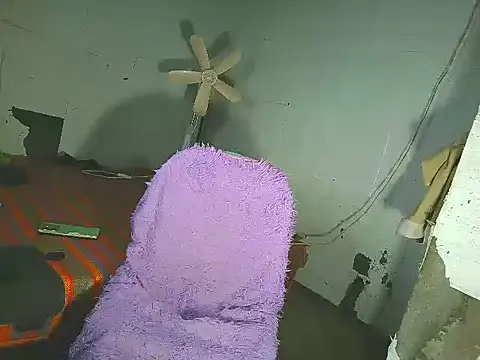 ZoeyisFIRE webcam