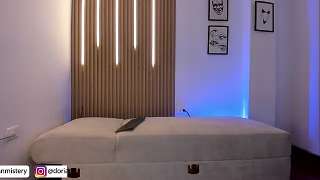 Dorianmistery2322_ live cam on StripChat