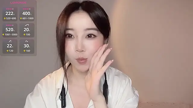 77-Vicky webcam