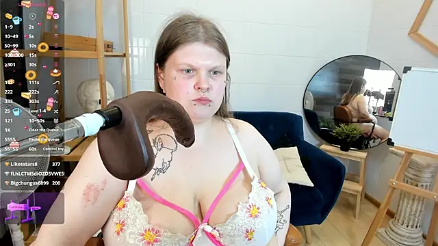 aurorademoni (F young) - throat bulge
