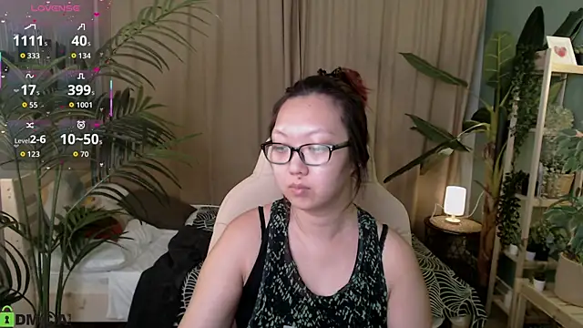 marine_vact (F young) - put me in doggy + slap