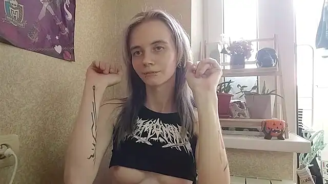 adamtarlet (M young) - Get completely naked and show myself