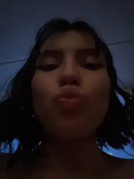 jouse_hoffman_ (F teen) - Saliva in  tits