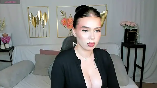 mistress_of_hearts webcam