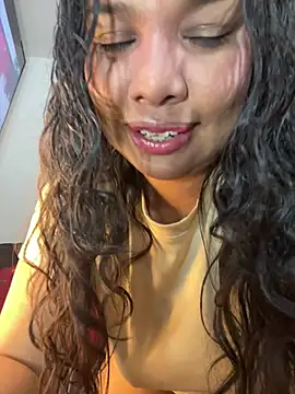 Rashell1_Queen webcam