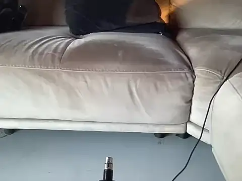 LadyFineness webcam