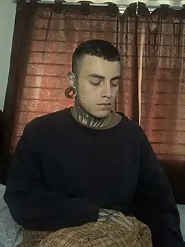_valentinoooo webcam