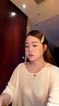 momoli60 webcam