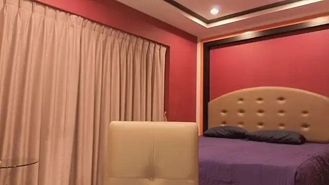 Marrymeplz webcam