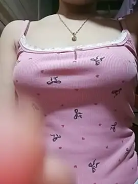 LucyyLy live cam on StripChat