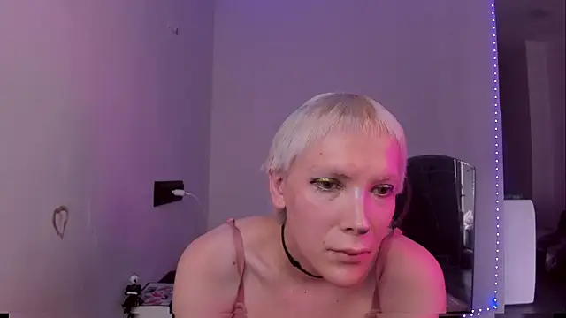 Lyricca webcam
